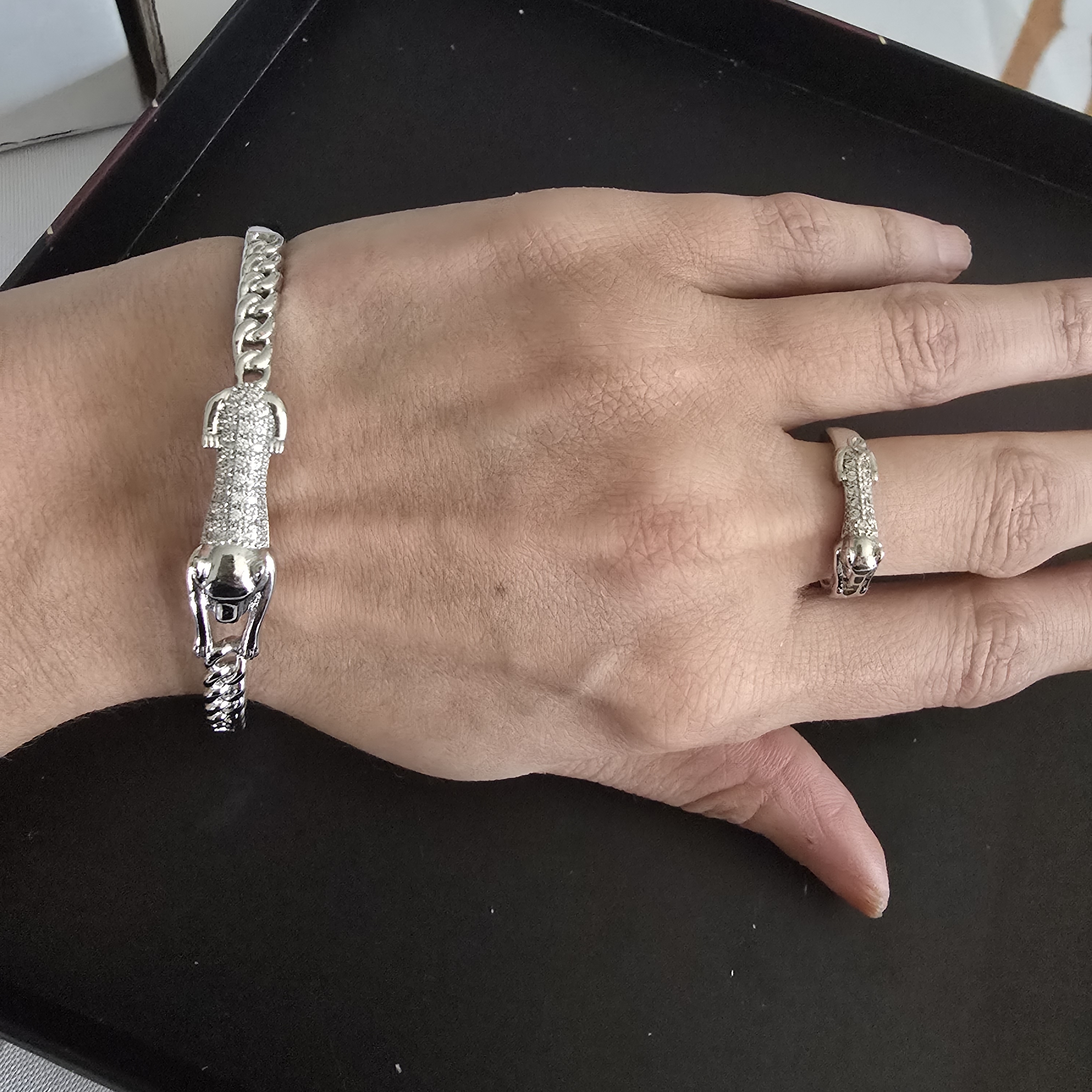 Elegant Silver Bracelet And Ring Set